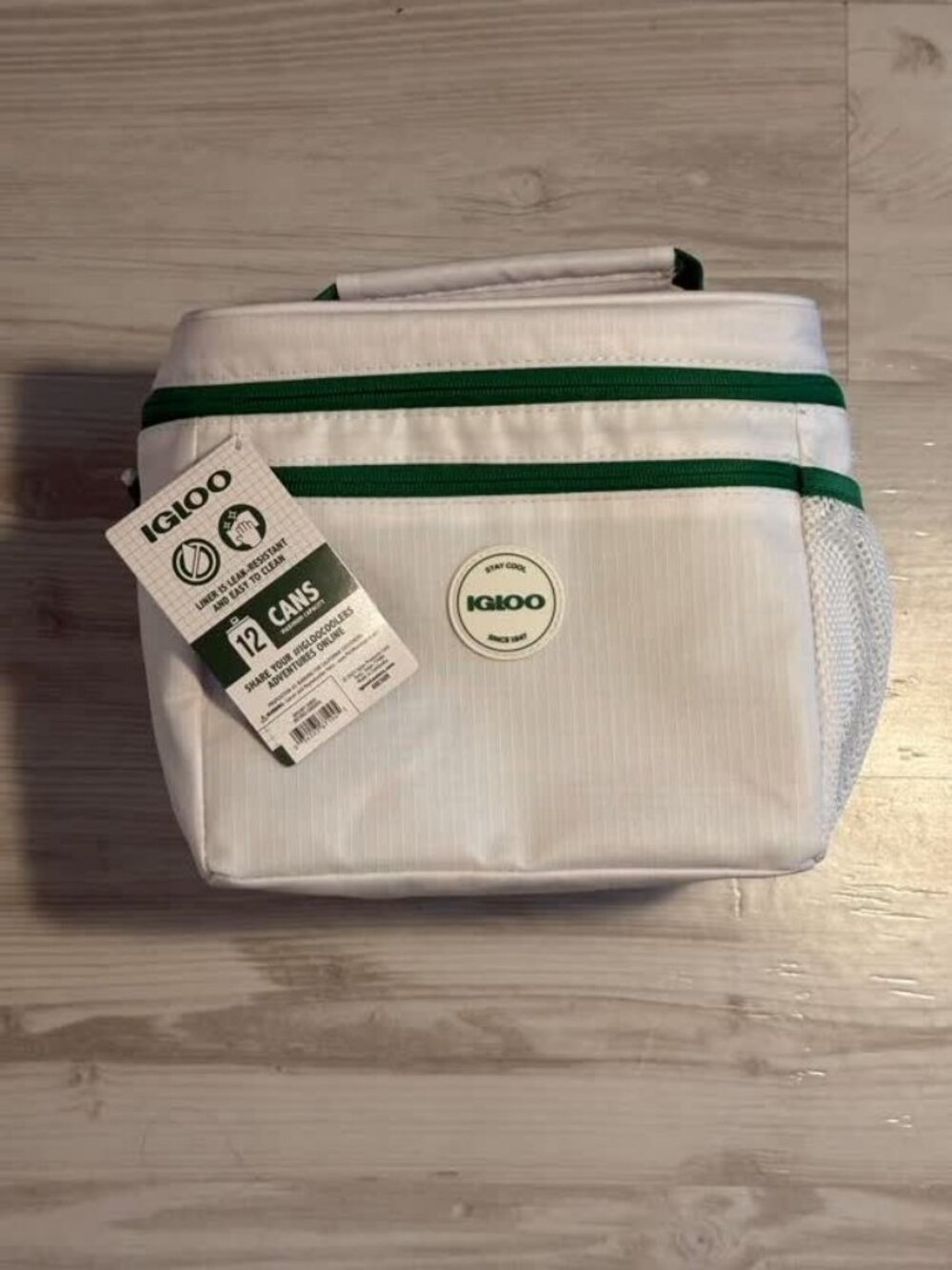 Igloo Cooler Bag White Green Striped 12 Can Lunch Tote NWT